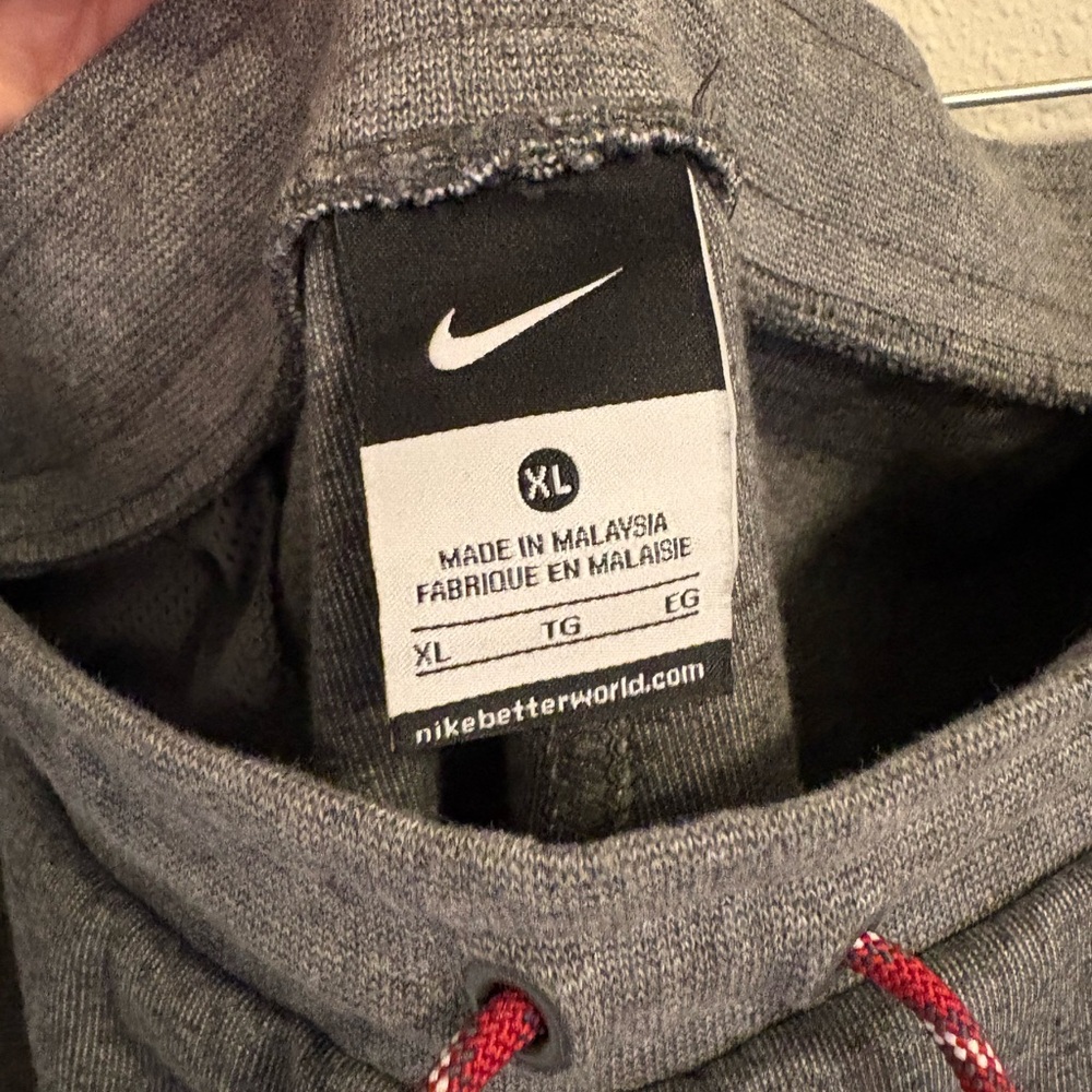 Men’s Nike Coug joggers - size XL - Picture 2 of 7